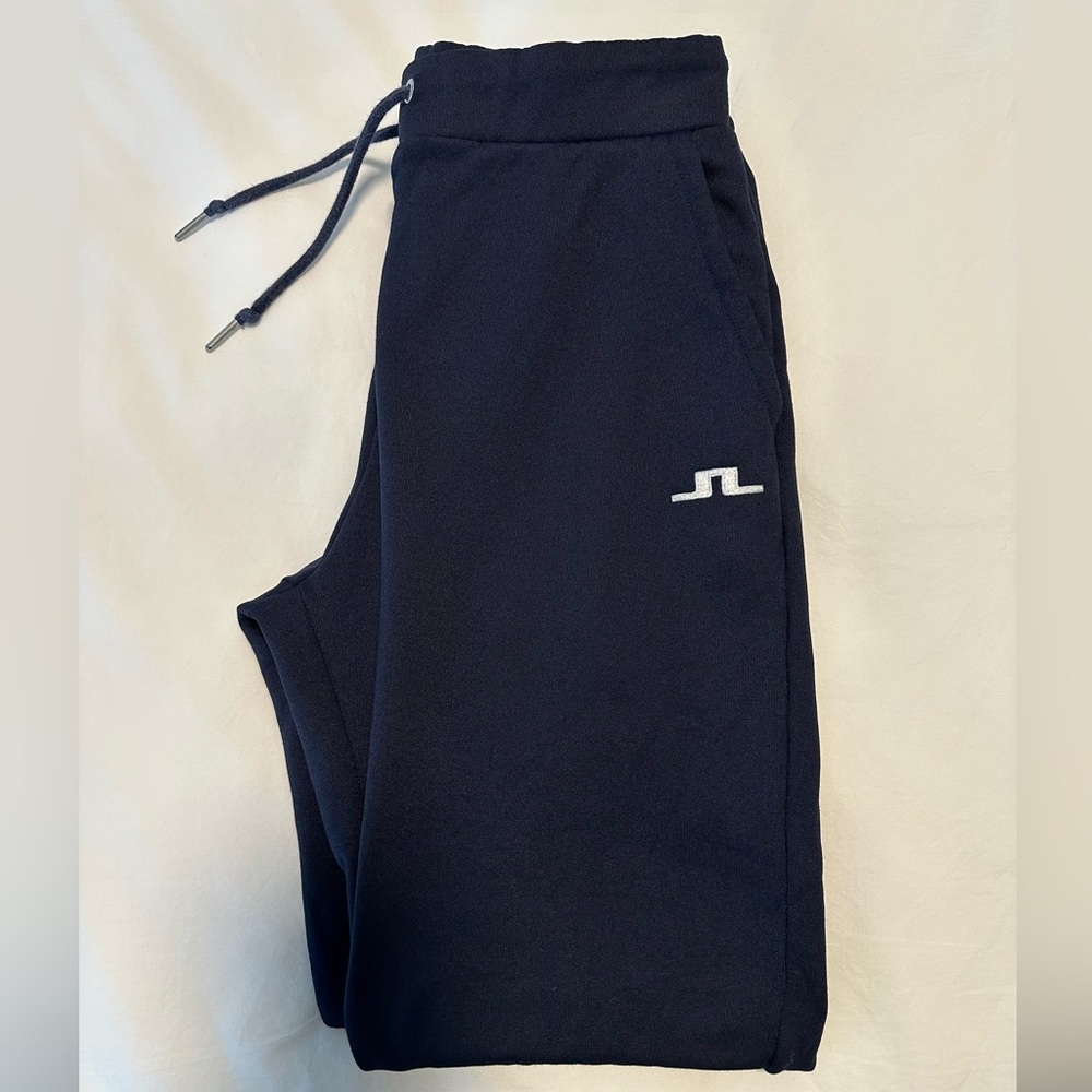 Navy J. Lindenberg small stretch fleece jogger pants.